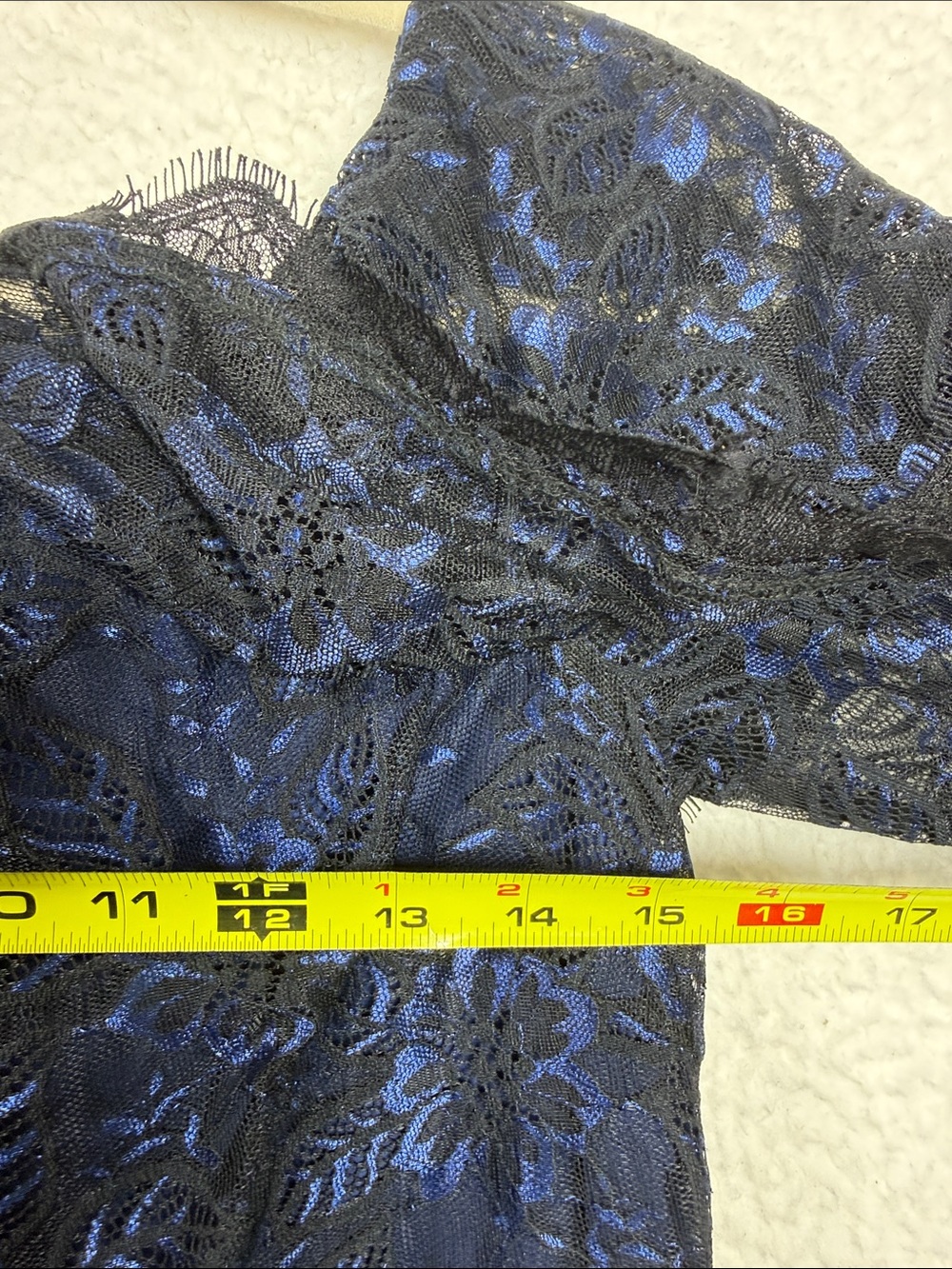 (J1)White House Black Market Off-the-Shoulder Lace and Blue Top 12P,Gothic Style - Picture 8 of 14